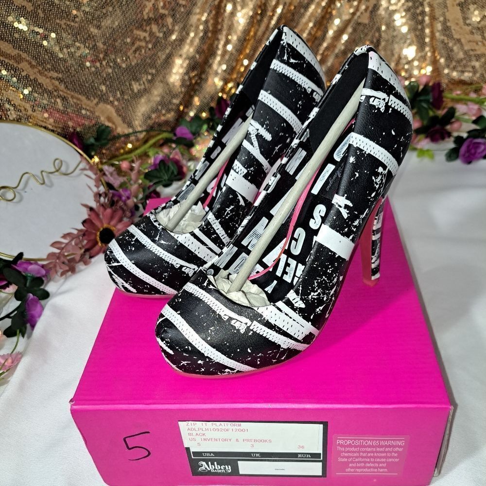 NIB Abbey Dawn Zip It Platform Heel - Picture 3 of 10